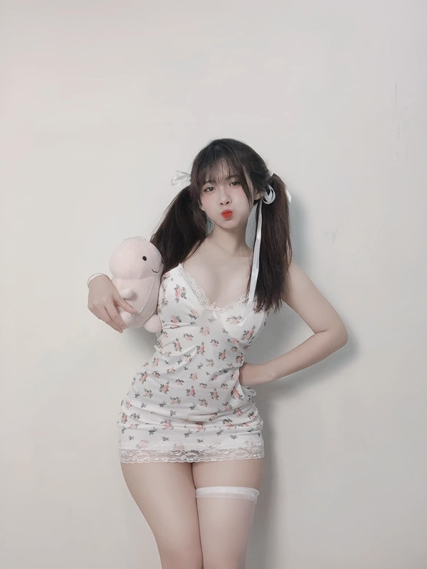 alt ảnh Trương Khả Di sexy 9