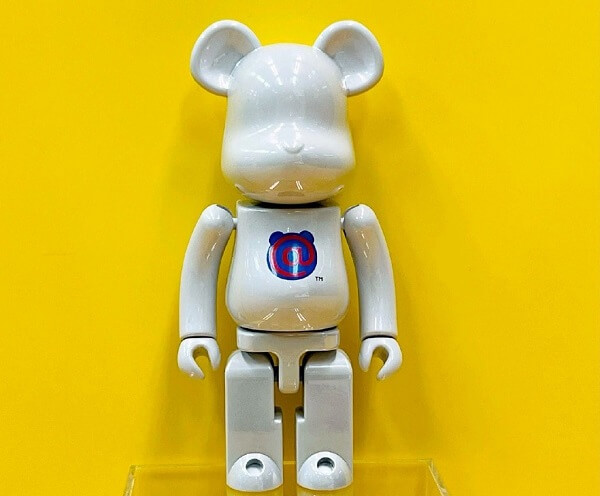 Hình nền Gấu Bearbrick dễ thương