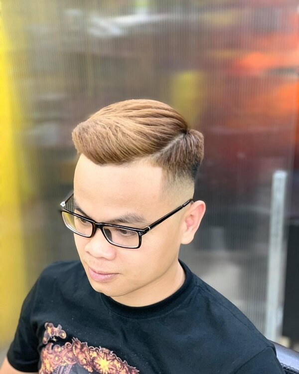 Kiểu tóc mohican chéo sành điệu