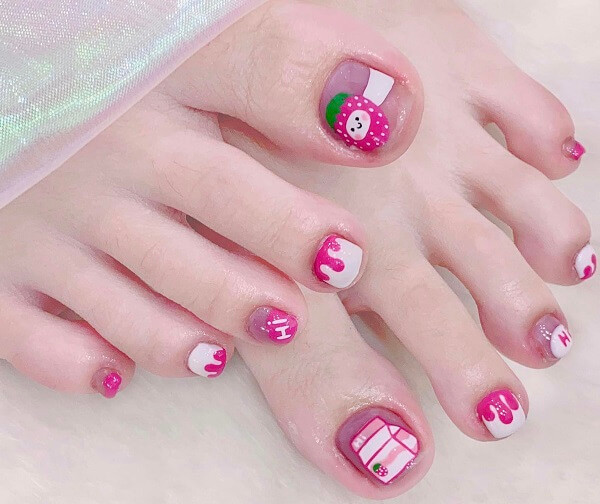 Mẫu nail chân vẽ cute 3