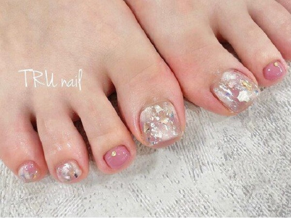 Mẫu nail chân hồng thạch đơn giản