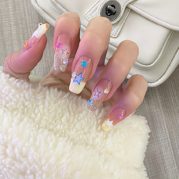 Mẫu nail đẹp đơn giản 7