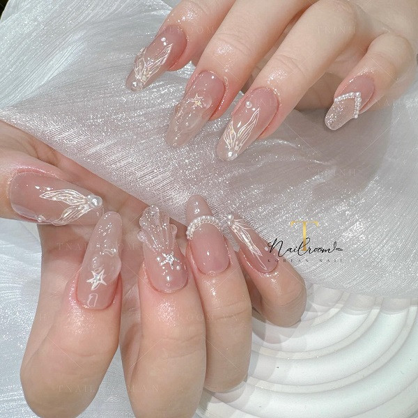 Mẫu nail hồng thạch ombre