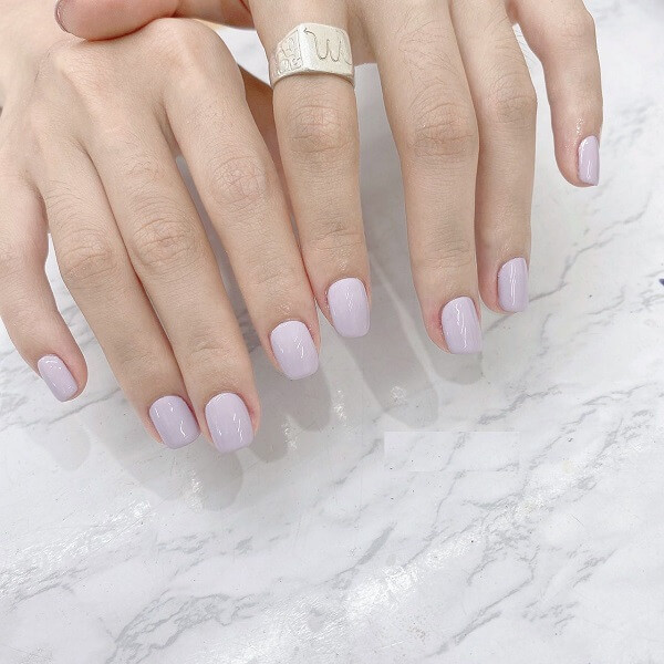 Nail màu tím ombre kim tuyến