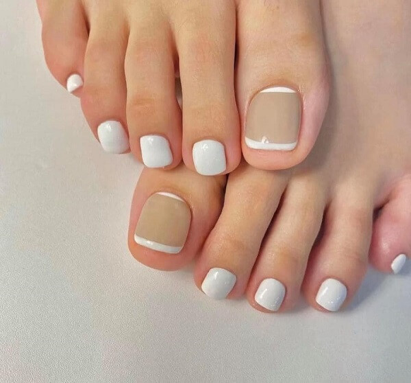 Mẫu nail chân đơn giản cho học sinh với màu sơn đỏ