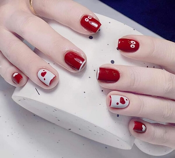 alt: Mẫu nail cute với họa tiết hoa 3D nổi bật