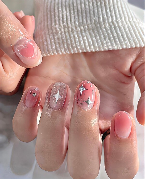 Mẫu nail đẹp nhẹ nhàng 4