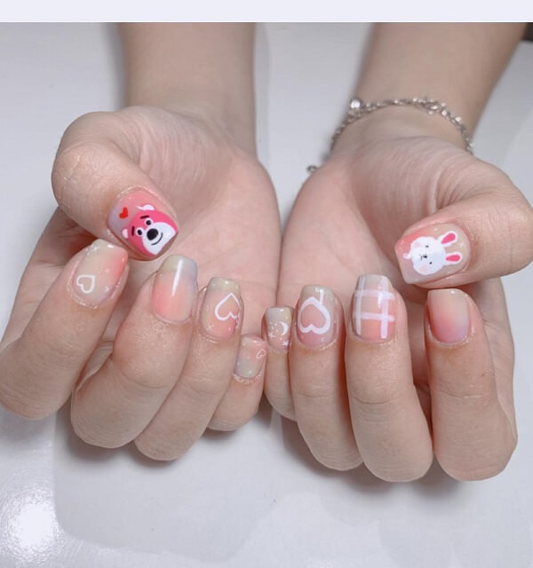 Mẫu nail hoạt hình dễ thương với hình vẽ các nhân vật hoạt hình