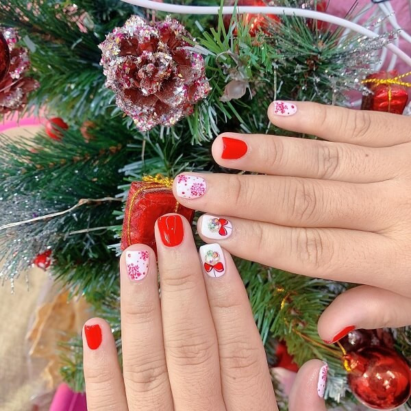 Mẫu nail hoạt hình ngộ nghĩnh với hình vẽ các con vật dễ thương