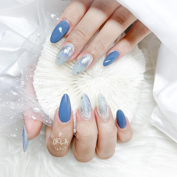 Mẫu nail xanh pastel đơn giản