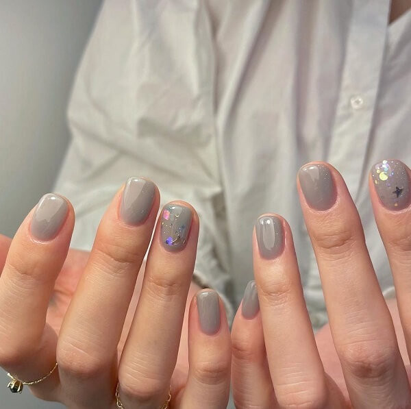 Mẫu nail nhẹ nhàng màu hồng pastel