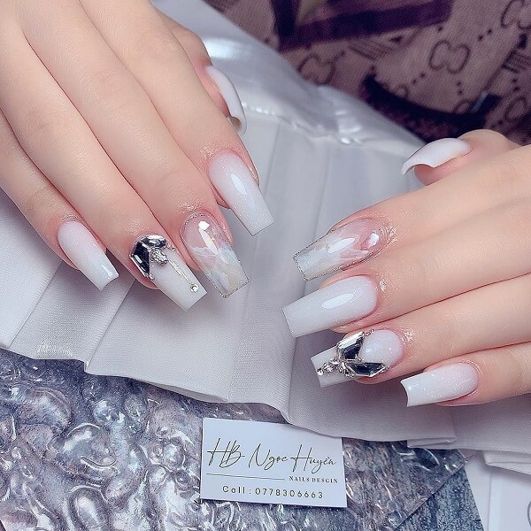 Mẫu nail trắng đẹp