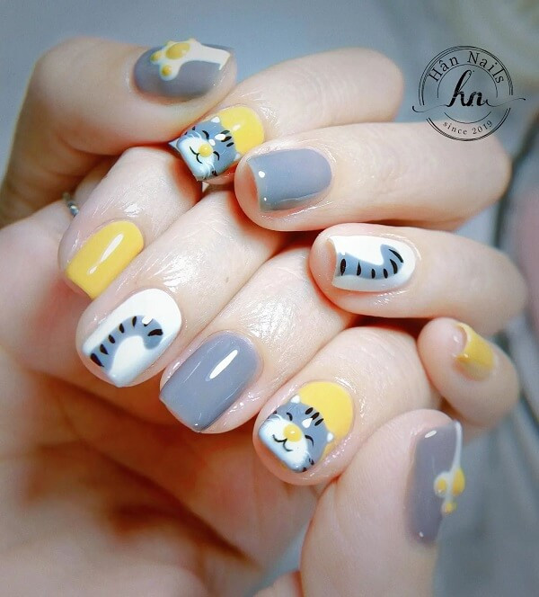 Vẽ nail hoạt hình cô gái dễ thương