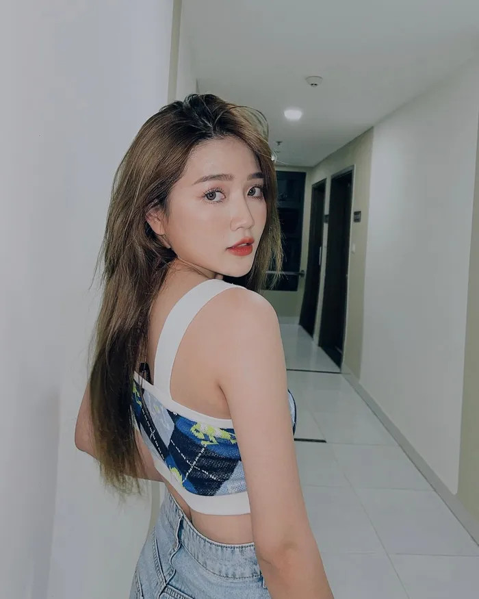 An Vy Fap TV thu hút ánh nhìn với phong cách quyến rũ