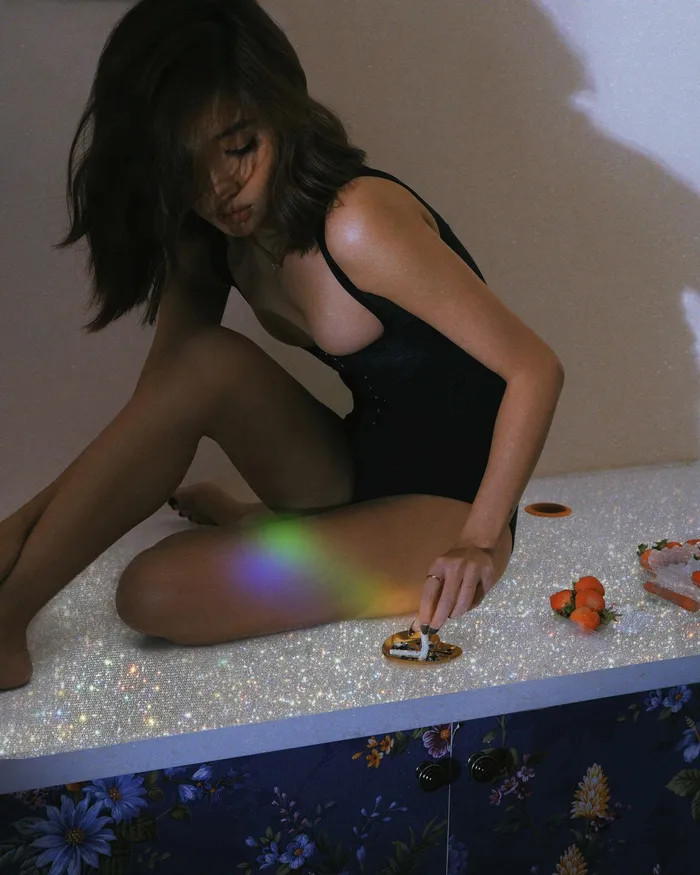 Chiêm ngưỡng Bích Phương sexy trong phong cách đầy táo bạo