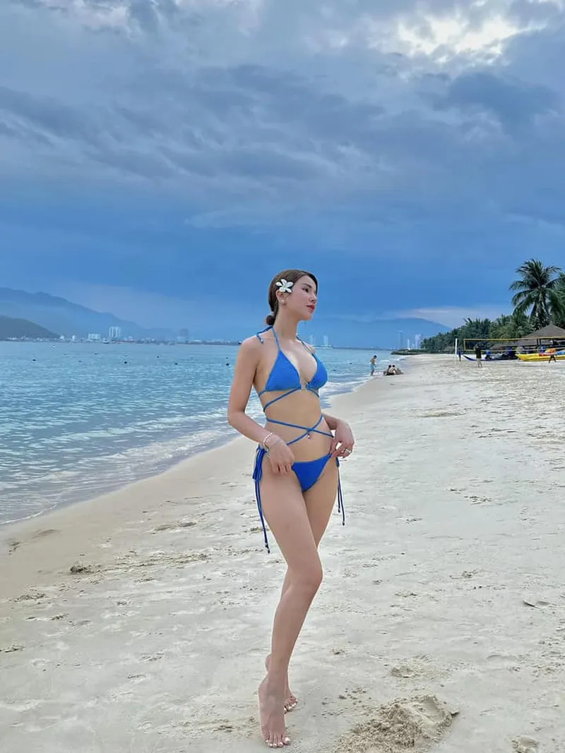 Bikini Diệp Lâm Anh phong cách