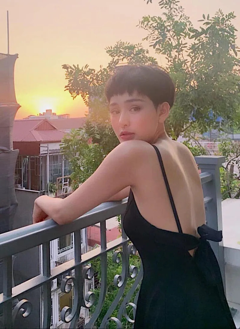 Hiền Hồ mặc bikini cuốn hút.