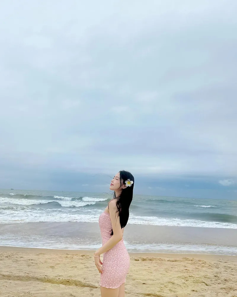 Lọ Lem con gái Quyền Linh là hình mẫu lý tưởng của nhiều bạn trẻ