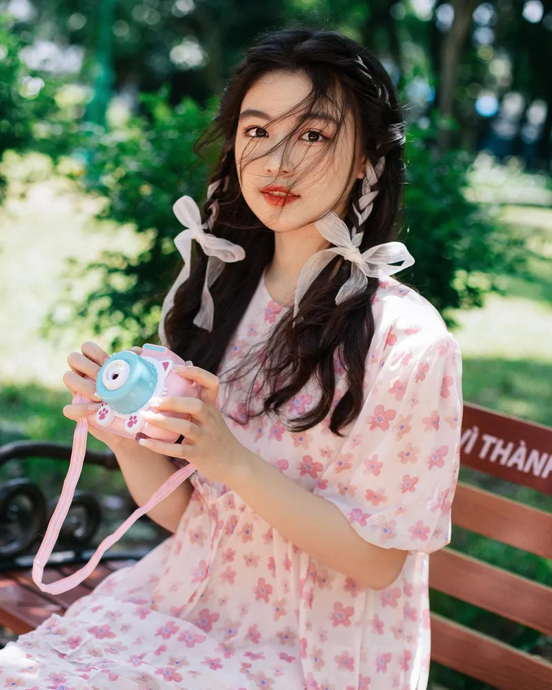 Lọ Lem con gái Quyền Linh với nhan sắc dịu dàng và dễ mến