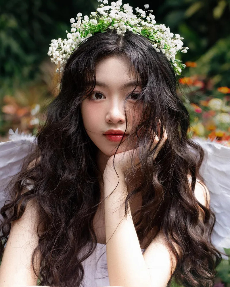 Lọ Lem nhà Quyền Linh luôn giữ được nét hồn nhiên dễ thương