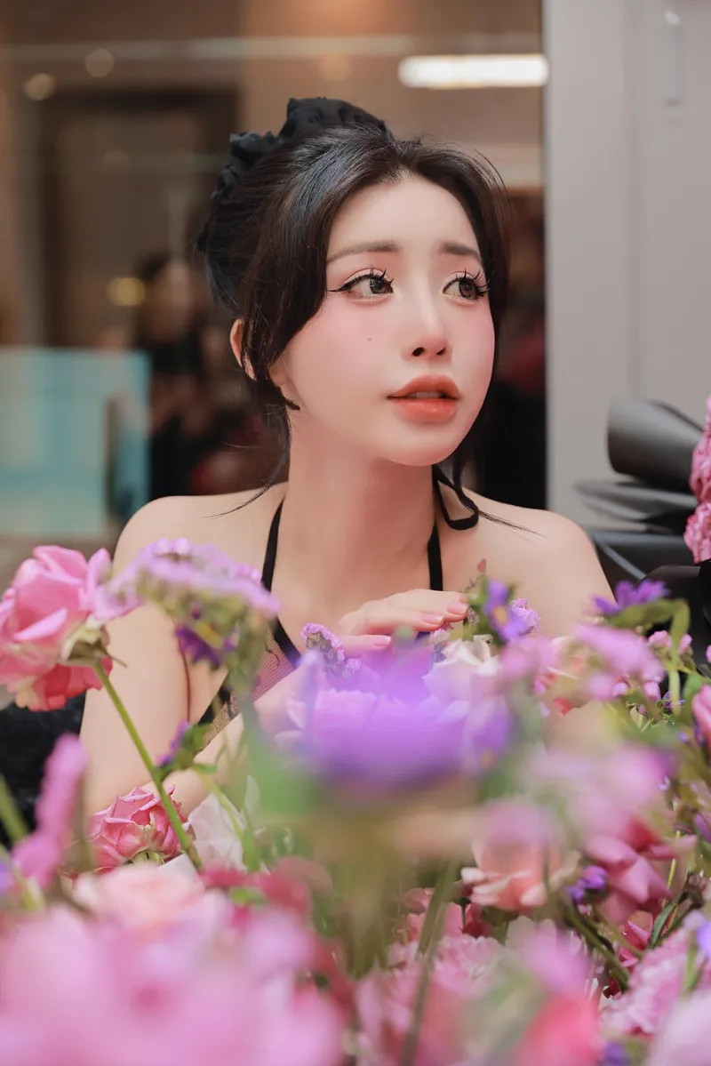 Tăng Thiên Kim với vẻ đẹp ngọt ngào và duyên dáng