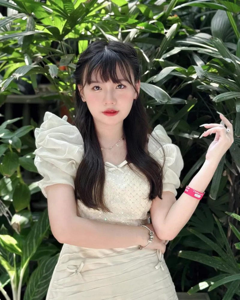 Ảnh Trang Nơ dễ thương ngây ngất