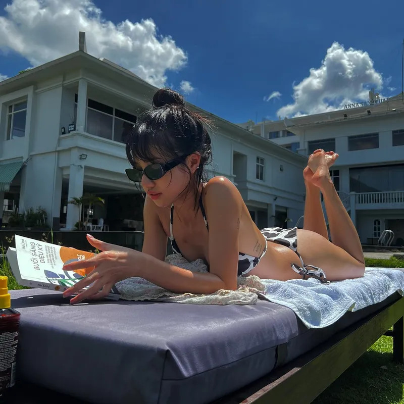 Vẻ đẹp quyến rũ của Trịnh Thảo